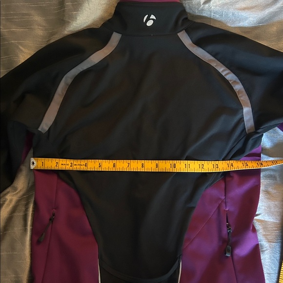 💜🖤Bontrager Women's Cycling Jacket🖤💜 - Picture 9 of 9